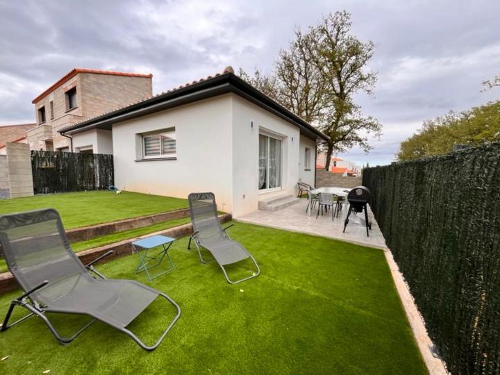 L'Eden Des Aspres Villa Thuir Exteriör bild